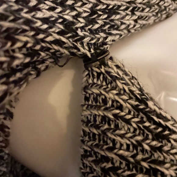 Soft cross over cardigan - Picture 3 of 4